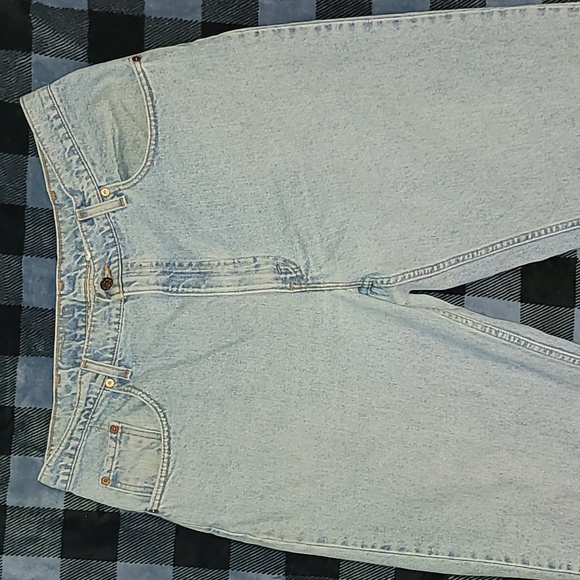 Vintage. Made in USA. Levi's 560. Loose-fit, tapered. Men's size w38 l30 - Picture 14 of 16